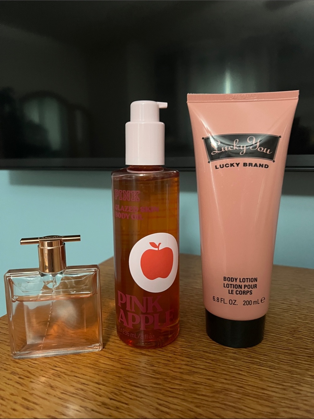 Lancôme Idole, Pink Glazed skin body oil in Pink Apple,Lucky You body lotion